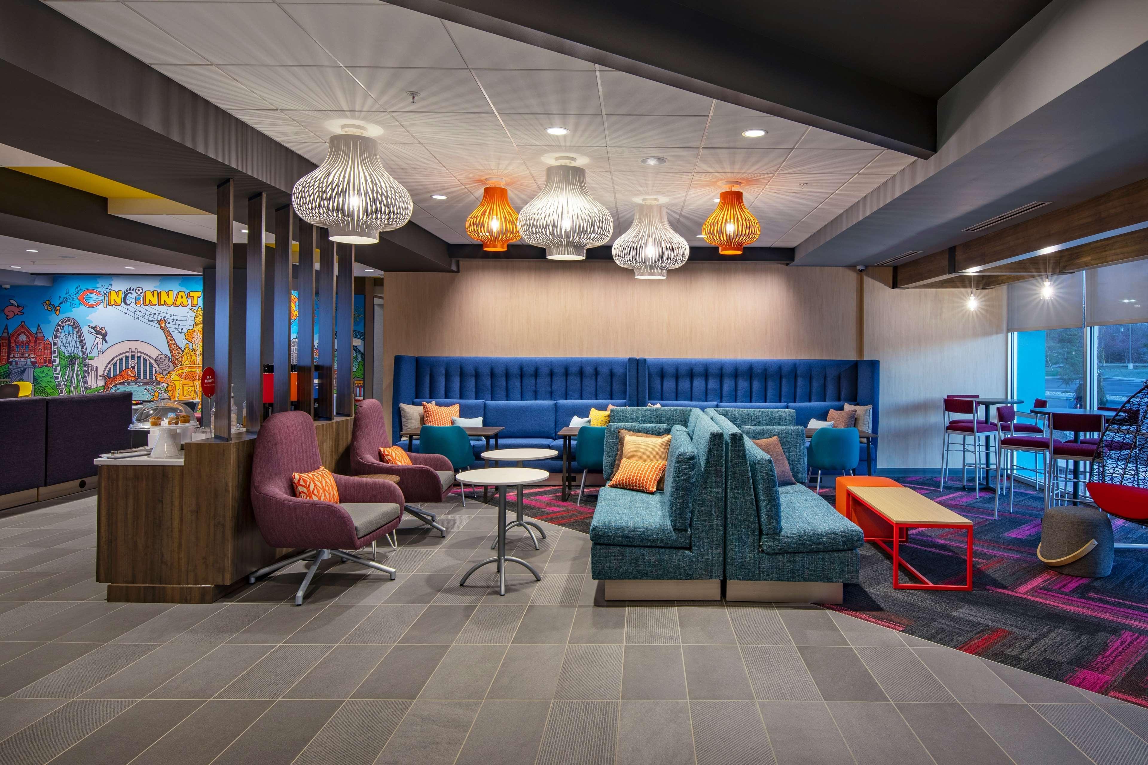 Tru By Hilton Sharonville, Oh Екстериор снимка