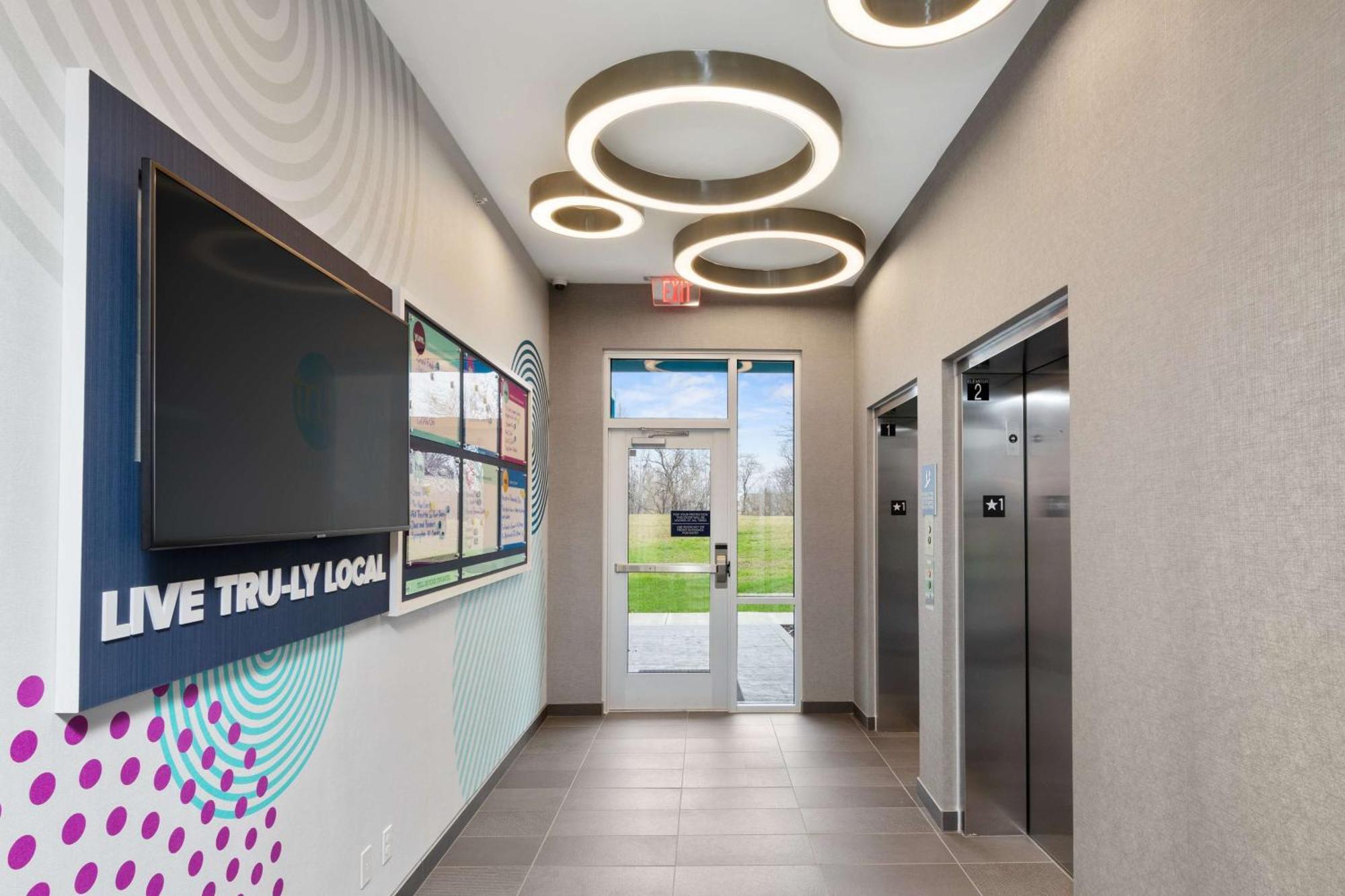Tru By Hilton Sharonville, Oh Екстериор снимка